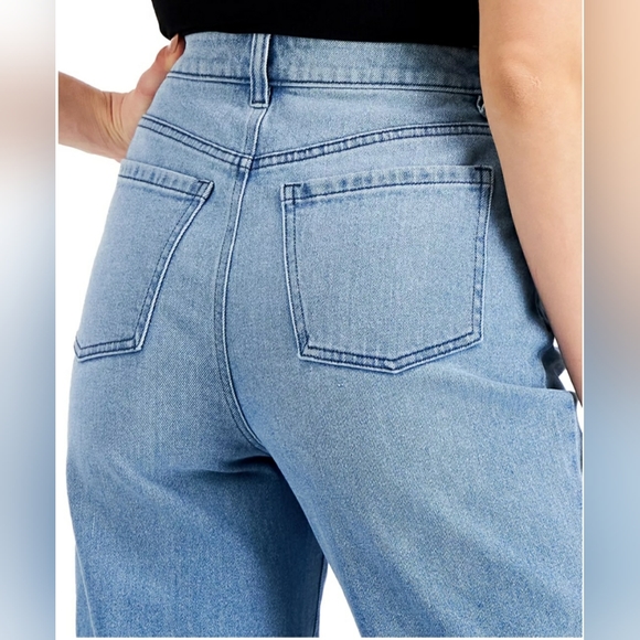 Women's High Rise Mom Jeans - Picture 10 of 10